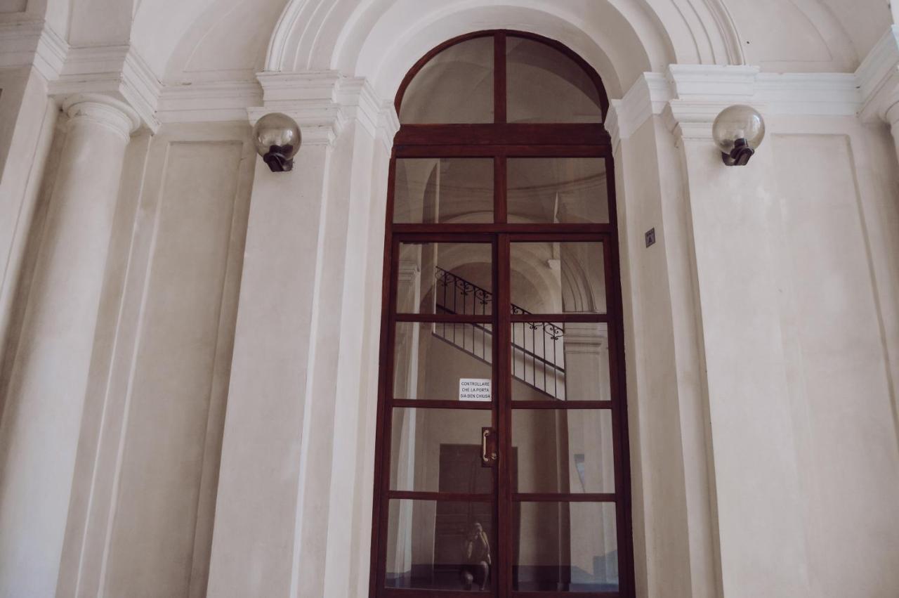 Historic Center Charming Apartment Free Wi-Fi Savigliano Ngoại thất bức ảnh