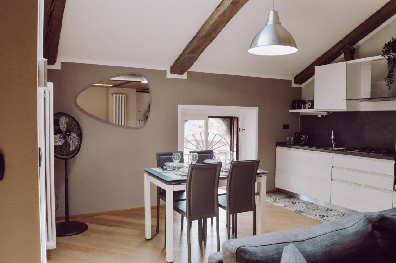 Historic Center Charming Apartment Free Wi-Fi Savigliano Ngoại thất bức ảnh